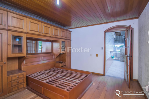 Image 6 - 166900