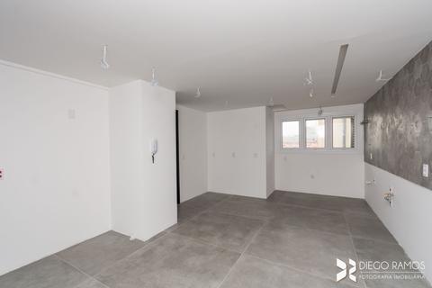 Image 37 - 168742
