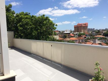 Image 37 - 173000