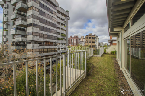 Image 32 - 174117
