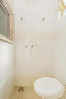 Image 34 - 174218