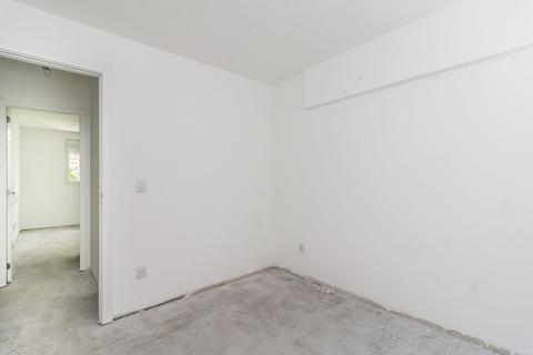 Image 18 - 177898