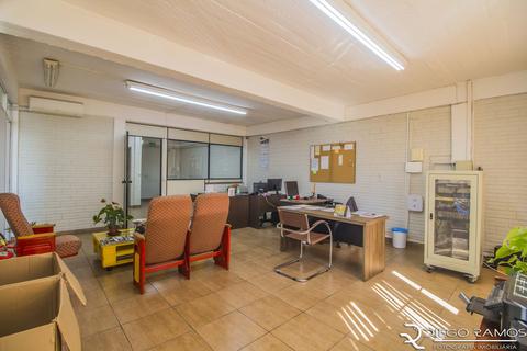 Image 3 - 178048