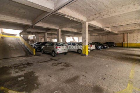 Image 5 - 178990