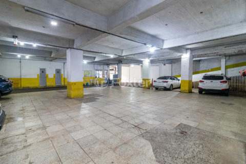 Image 3 - 178990