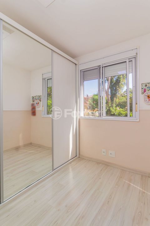 Image 17 - 179007