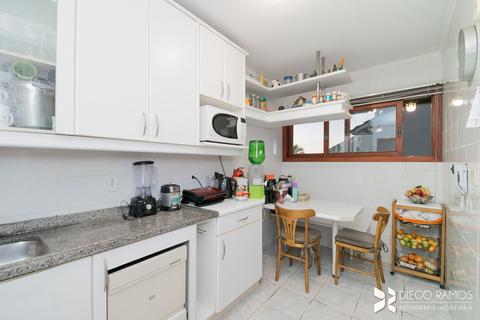 Image 33 - 181103