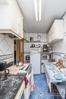 Image 4 - 181354