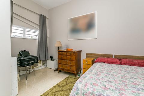 Image 33 - 182085
