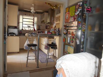 Image 6 - 182797