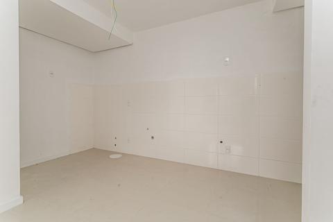 Image 10 - 183001