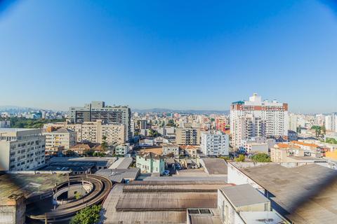 Image 7 - 183758