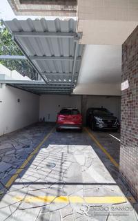 Image 15 - 184313
