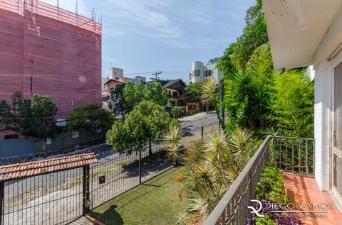 Image 11 - 184940