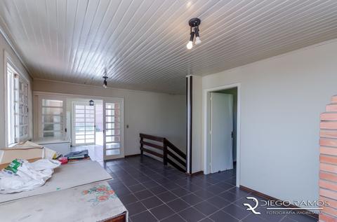 Image 31 - 184940
