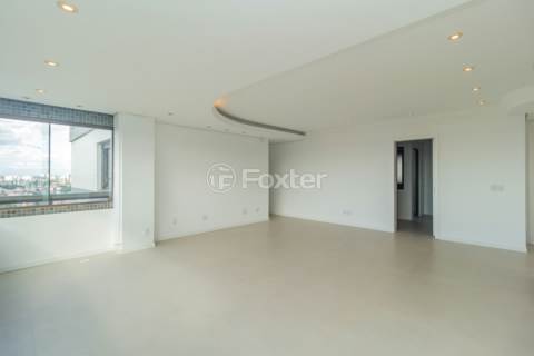 Image 11 - 185006