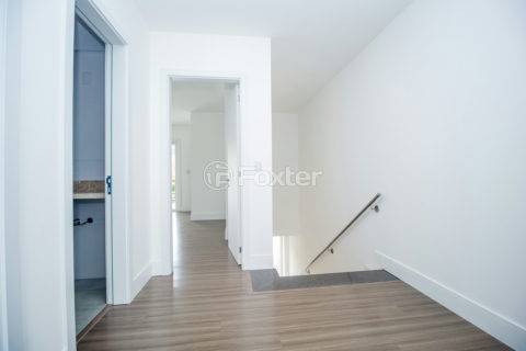 Image 20 - 185566