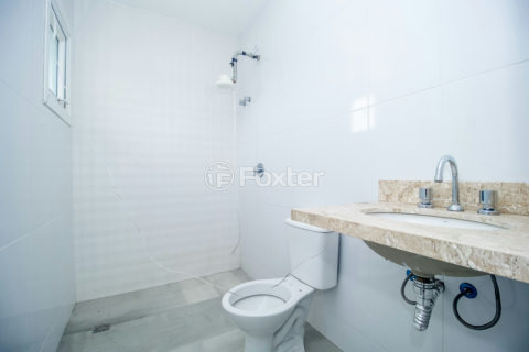 Image 17 - 185566