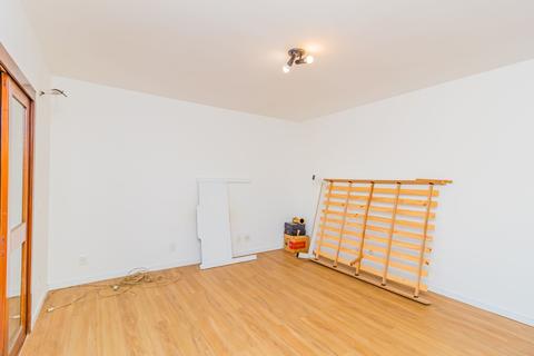 Image 30 - 186486