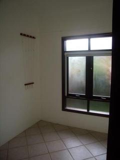 Image 15 - 186633