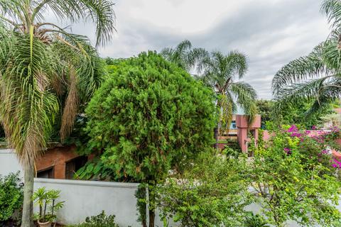 Image 11 - 187519