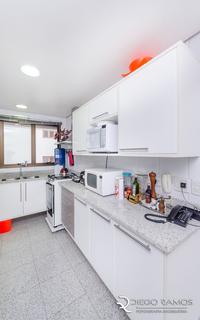 Image 39 - 190011