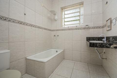 Image 14 - 190255