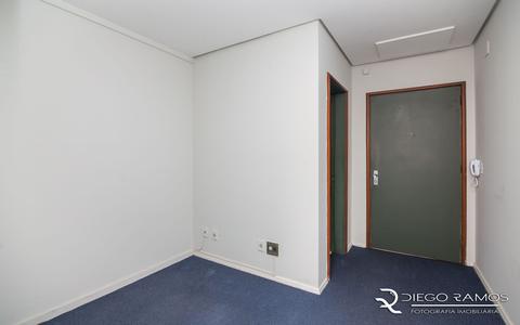 Image 4 - 190878