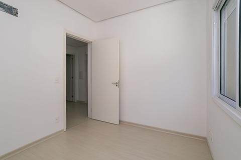 Image 12 - 192093