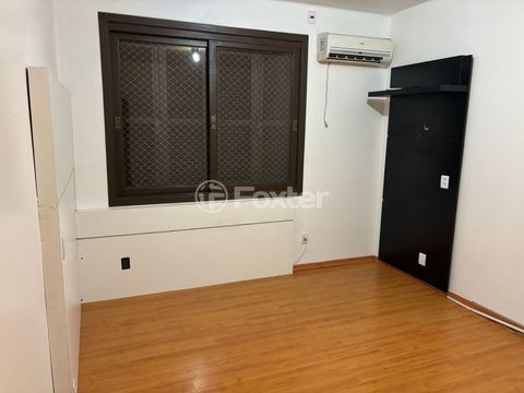 Image 19 - 192111