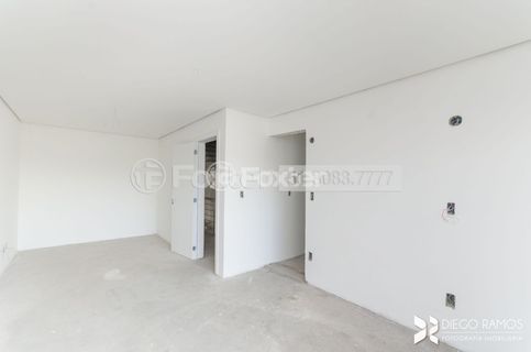 Image 15 - 193116
