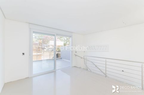 Image 22 - 193116