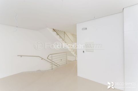 Image 27 - 193116