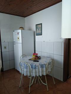 Image 9 - 195076