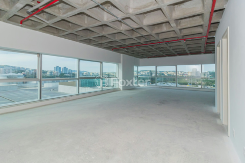 Image 1 - 195881
