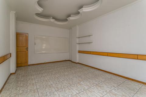 Image 3 - 196330