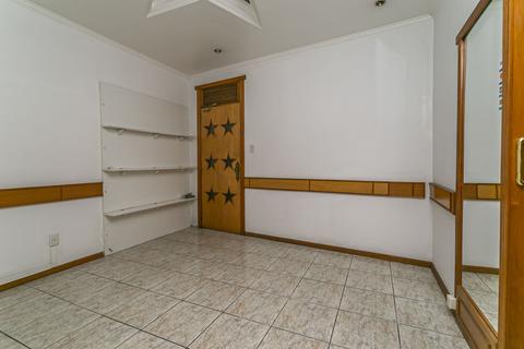 Image 7 - 196330