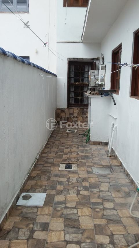Image 23 - 196761