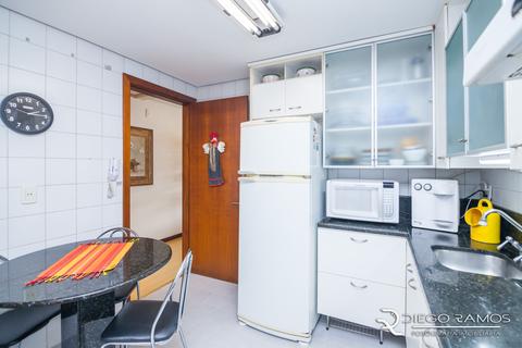Image 17 - 197083