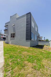 Image 39 - 198402