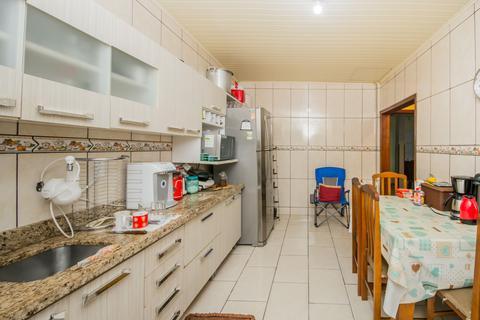 Image 26 - 199600