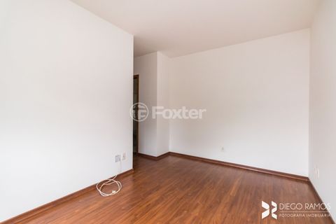 Image 13 - 199705