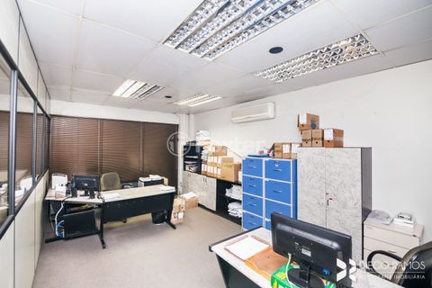 Image 21 - 200888