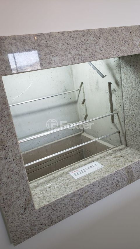 Image 2 - 202296