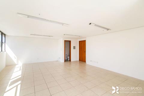 Image 3 - 202824