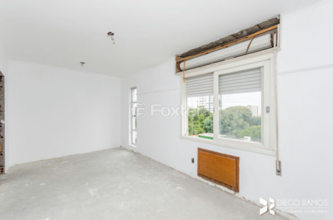 Image 31 - 203011
