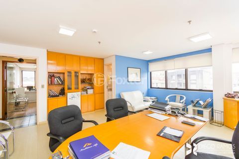 Image 11 - 203182