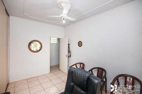 Image 17 - 203316
