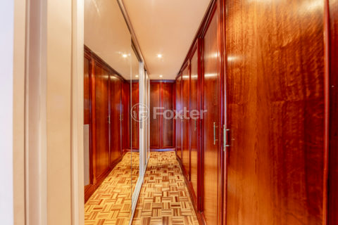 Image 31 - 203504