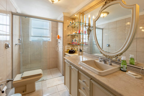 Image 32 - 203504